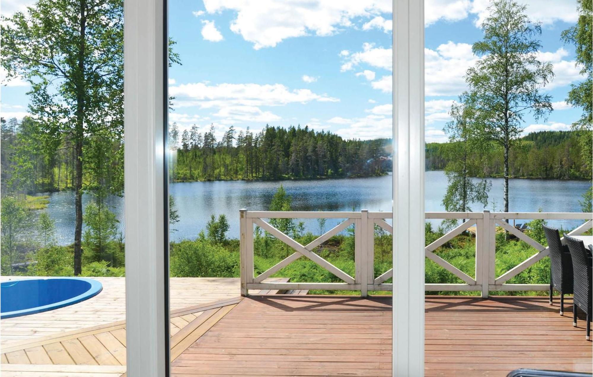 Nice Home In Sunne With Jacuzzi Alvsatern Eksteriør billede